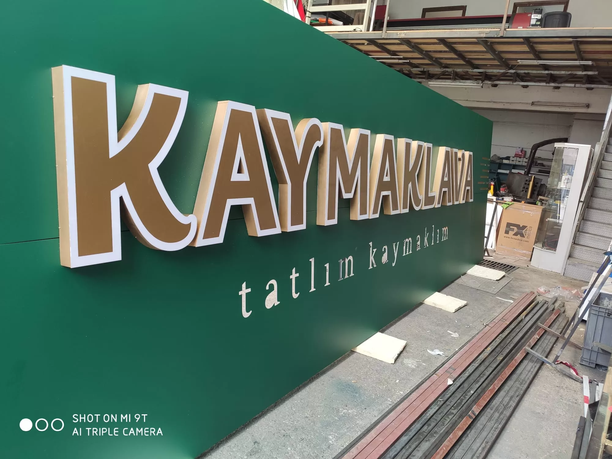 YEŞİL KOMPOZİT KUTU HARF TABELA